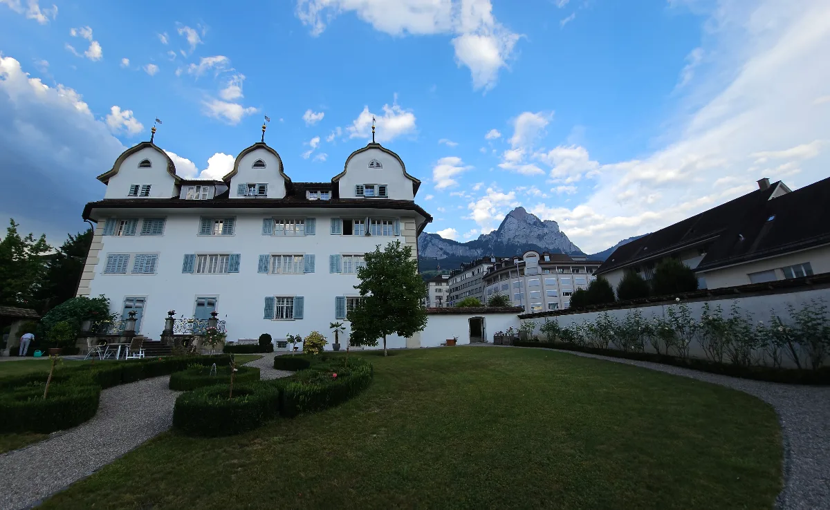 Wohnen in einem historischen Herrenhaus in Schwyz, 6430 Schwyz